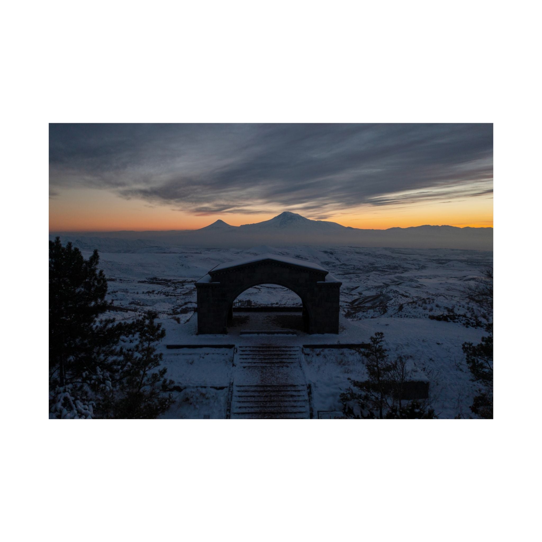 Charents' Arch